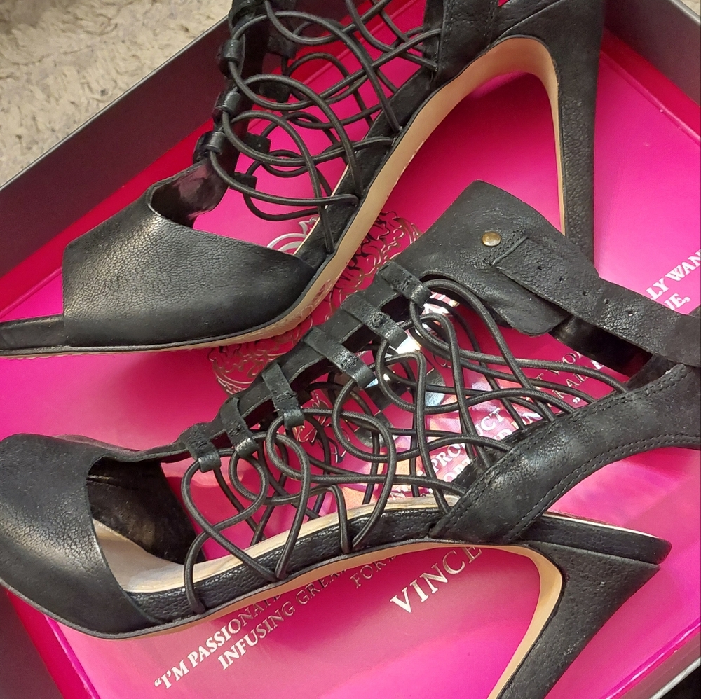 Vince Camuto